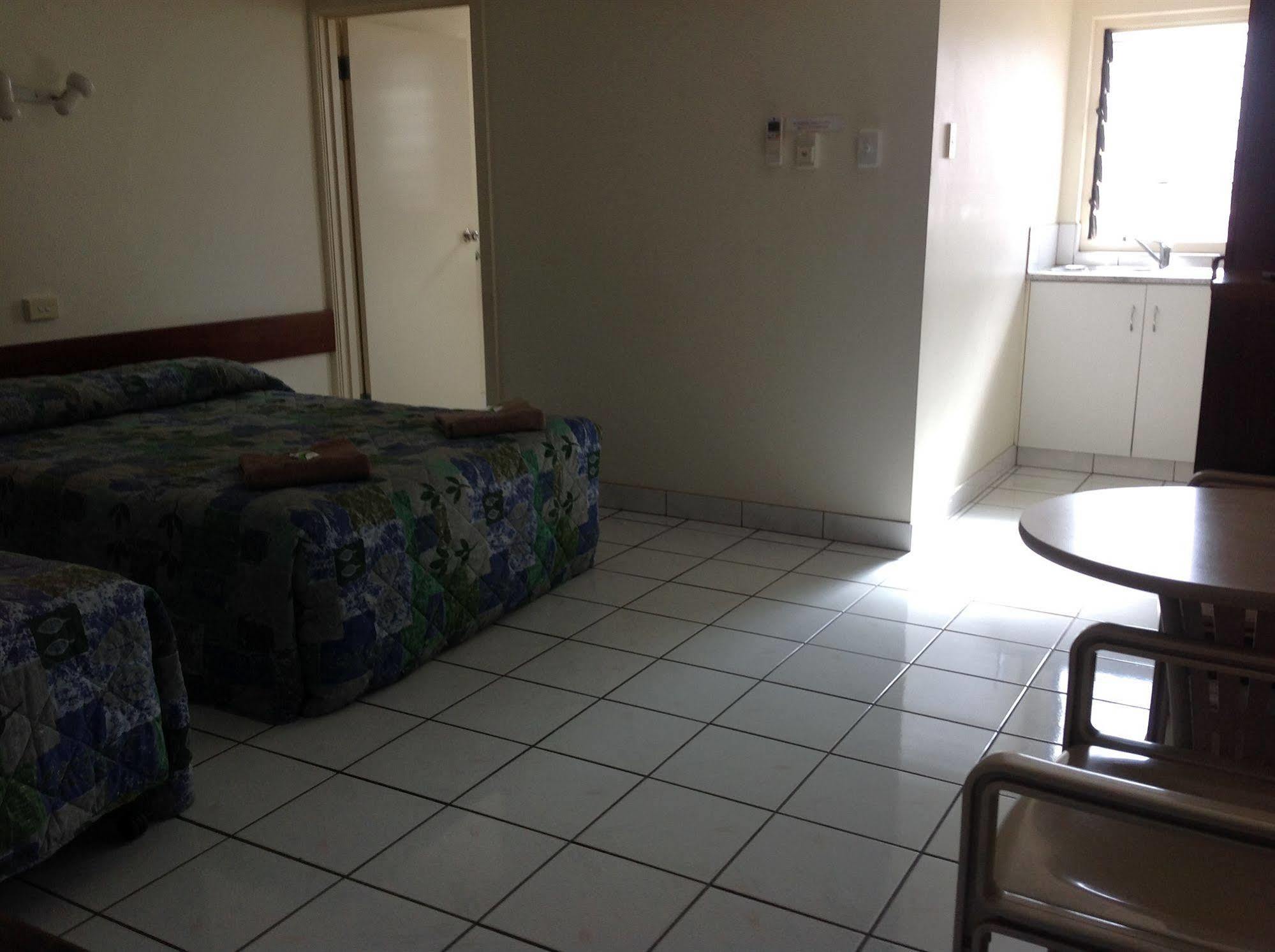 דארווין Palms Motel מראה חיצוני תמונה